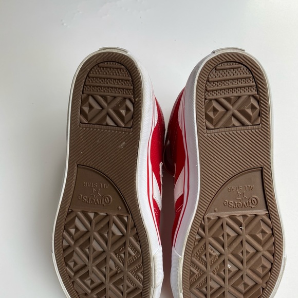Junior Converse slip ons size 5 - Picture 6 of 8
